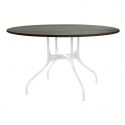 Mila grande table ronde design, Magis plateau en chêne teinté, pieds en acier blanc, diamètre 130 cm