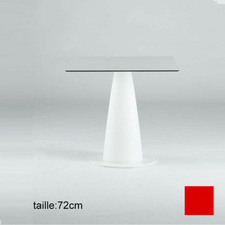 Table carrée Hoplà, Slide rouge 79x79xH72 cm