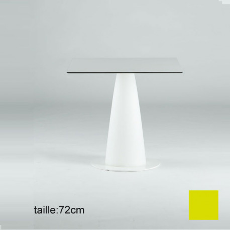 Table carrée Hoplà, Slide jaune 79x79xH72 cm