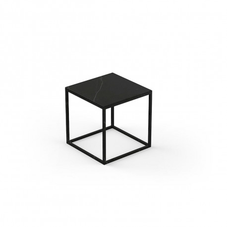 Petite table basse carrée Pixel 40x40xH25cm, Vondom, Dekton Kelya noir et pieds noirs