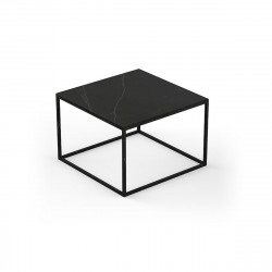 Table basse design Pixel 60x60xH25cm, Vondom, Dekton Kelya noir et pieds noirs